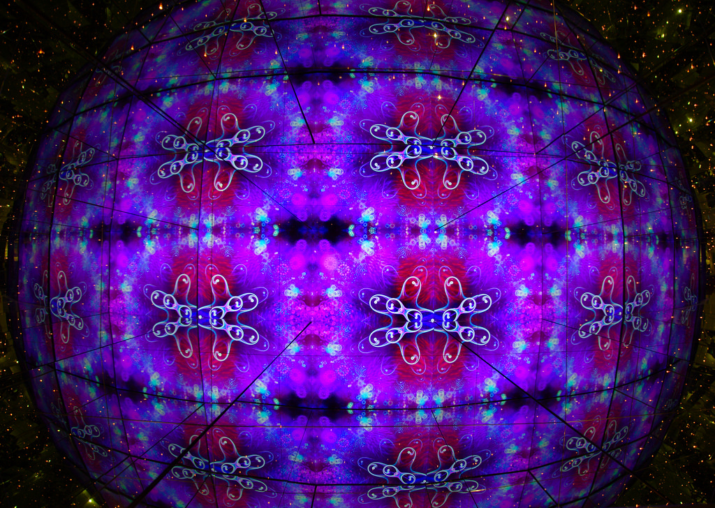 Room-size Kaleidoscope