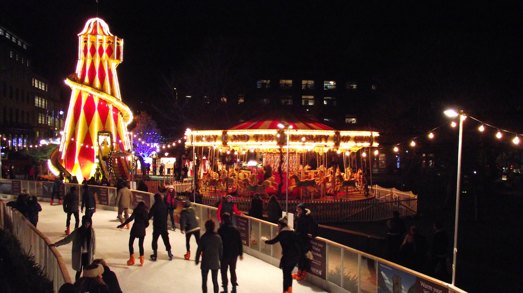 skating around the round rink 01