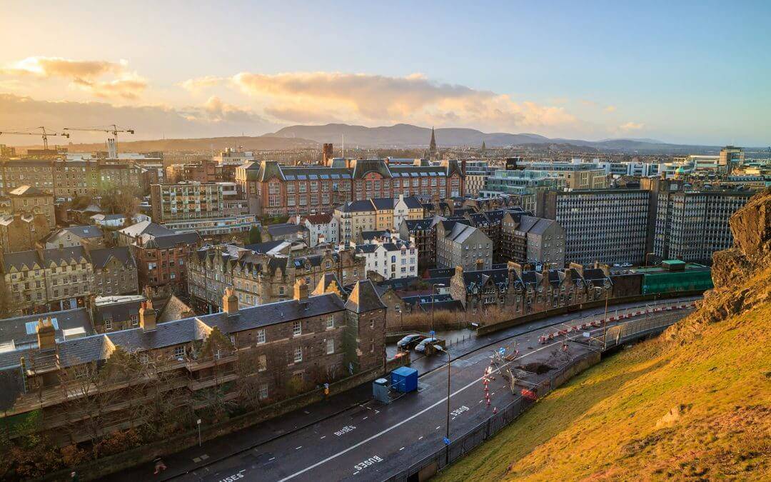 20 Reasons to Study in Edinburgh