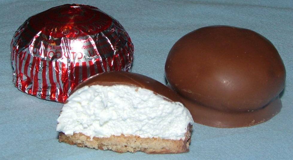 Tunnock’s Teacakes: the Scottish chocolate-coated marshmallow!